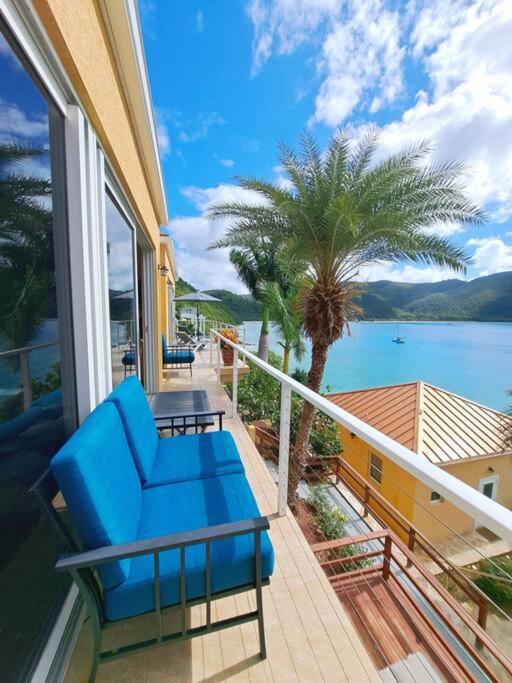 Sailfish Villa Luxury Beachfront Estate Magens Bay Cruz Bay Eksteriør billede