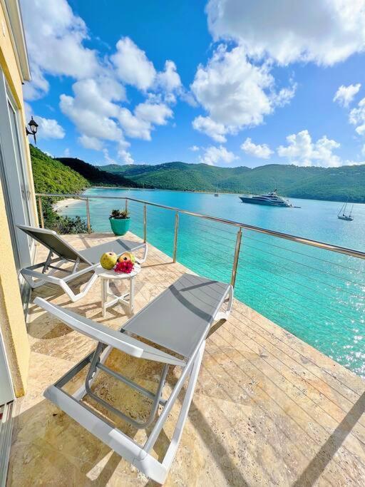Sailfish Villa Luxury Beachfront Estate Magens Bay Cruz Bay Eksteriør billede